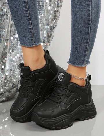 
						Adidasi SHEIN, negru