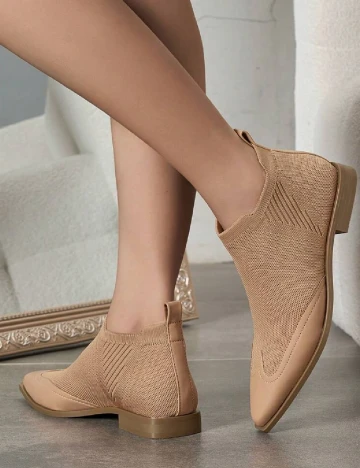 Pantofi SHEIN, maro Maro