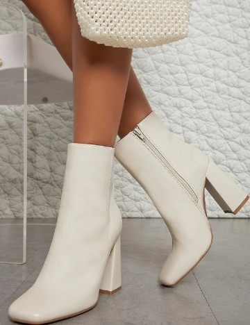 
						Botine SHEIN, ecru