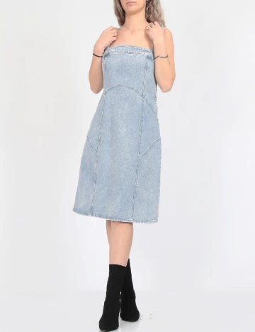 Rochie medie Noisy May, albastru