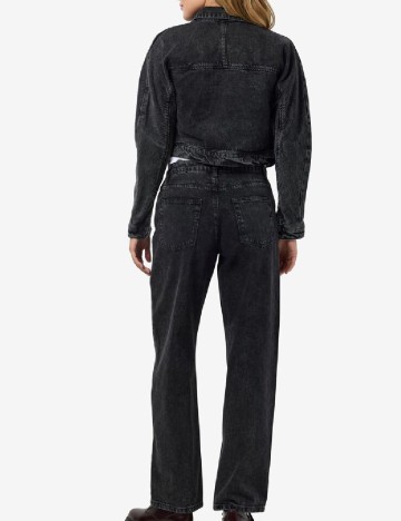 Jacheta Noisy May, negru