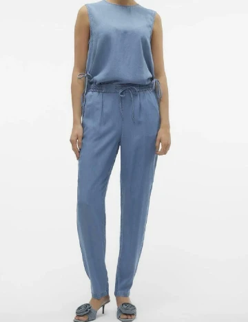 Pantaloni Vero Moda, albastru