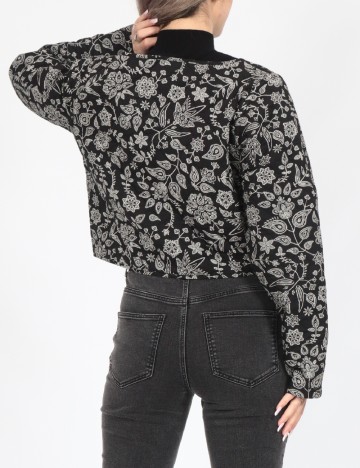 Jacheta Only, negru