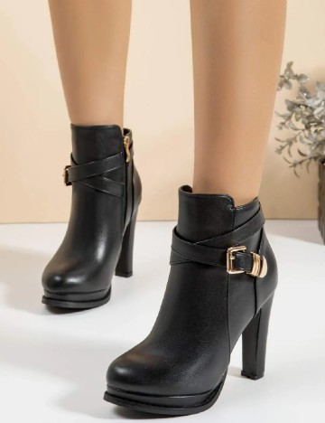 
						Botine SHEIN, negru