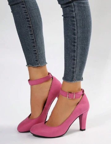 Pantofi SHEIN, roz
