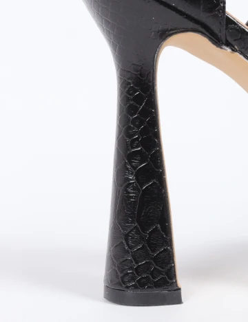 Pantofi SHEIN, negru