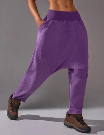 Pantaloni SHEIN, mov