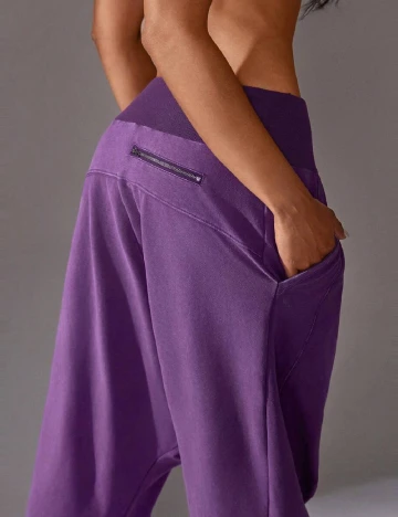 Pantaloni SHEIN, mov