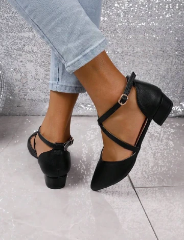 Pantofi SHEIN, negru