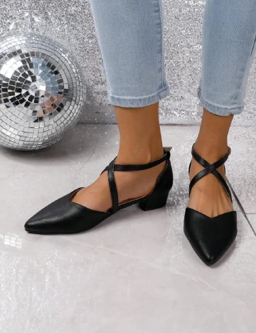 Pantofi SHEIN, negru