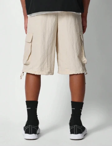 Pantaloni scurti SUMWON, crem