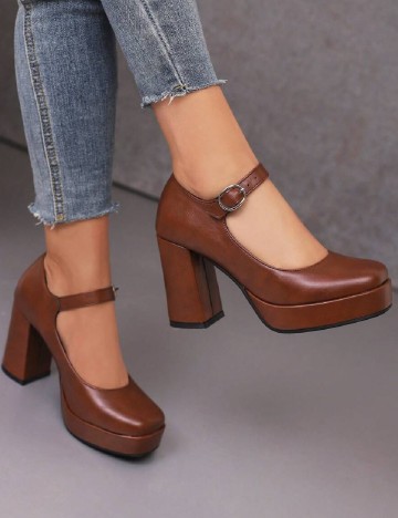 
						Pantofi SHEIN, maro