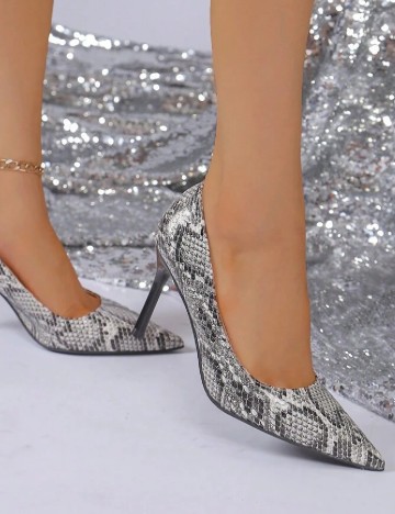 
						Pantofi SHEIN, imprimeu sarpe