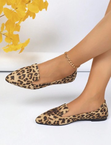 
						Balerini SHEIN, animal print