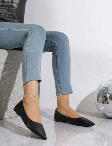 Pantofi SHEIN, negru
