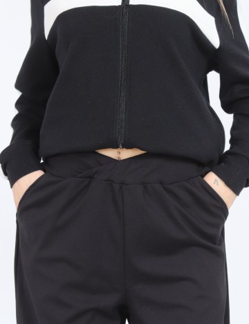 Pantaloni SHEIN, negru