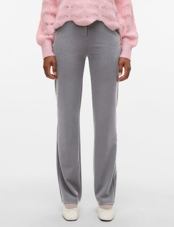 
						Pantaloni Vero Moda, gri