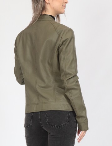 Jacheta Only, verde