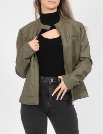 Jacheta Only, verde Verde