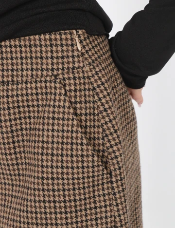 Fusta Vero Moda, maro