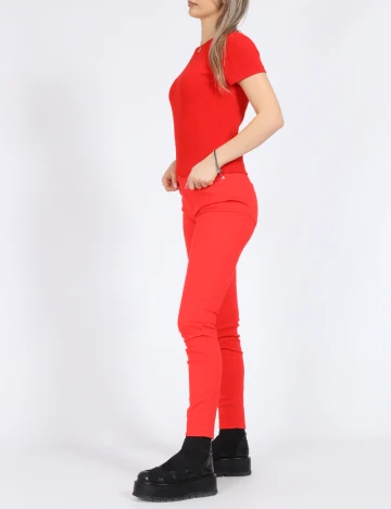 Blugi Vero Moda, rosu