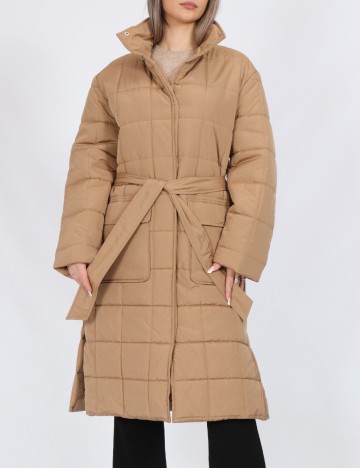 
						Geaca Vero Moda, maro