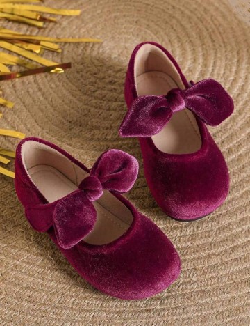 
						Pantofi Shein Kids, visiniu