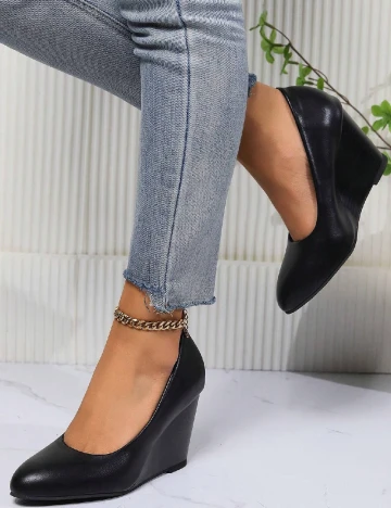 Pantofi SHEIN, negru