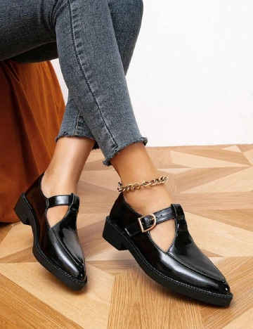 Pantofi SHEIN, negru