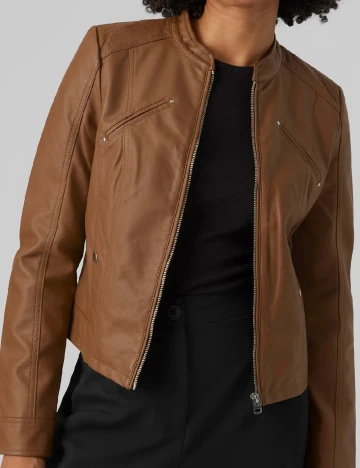Jacheta Vero Moda, maro