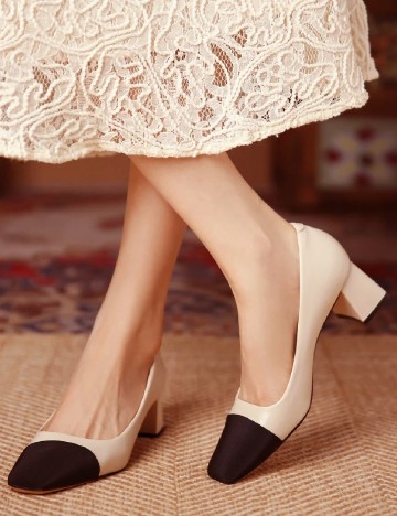 
						Pantofi SHEIN, crem