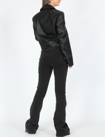 Jacheta Only, negru