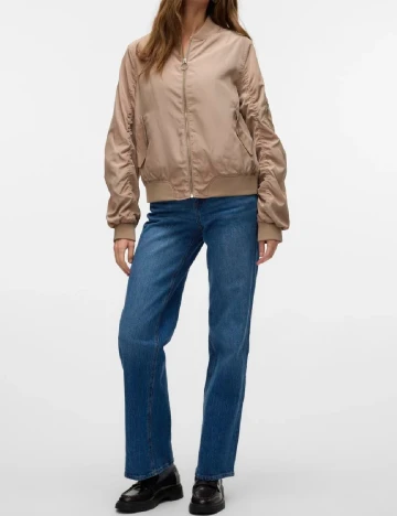 Jacheta Vero Moda, maro
