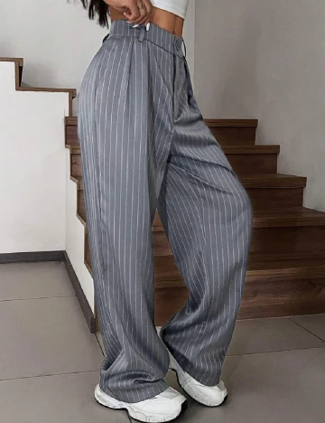 Pantaloni SHEIN, gri