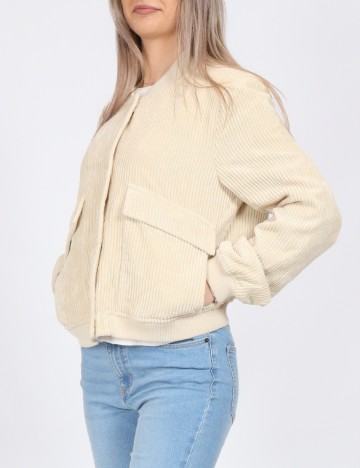 Jacheta Vero Moda, crem