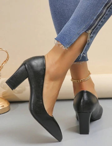 Pantofi SHEIN, negru