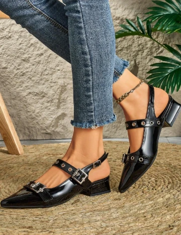 Pantofi SHEIN, negru