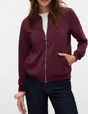 Jacheta Vero Moda, visiniu