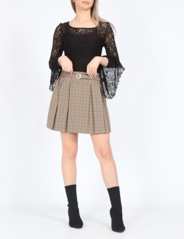 
						Fusta New look, maro