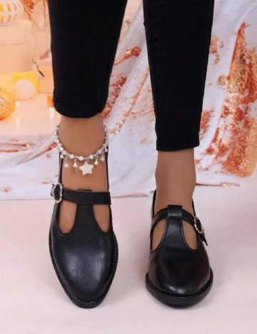 Pantofi SHEIN, negru