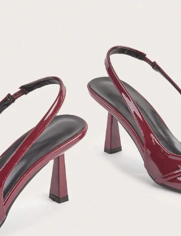 Pantofi SHEIN, visiniu