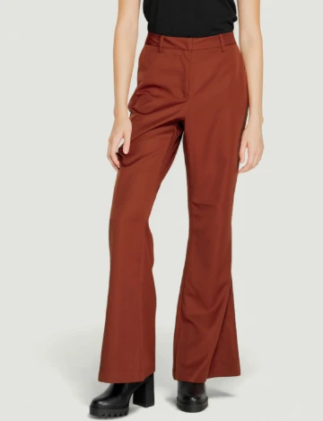 Pantaloni Vero Moda, caramiziu
