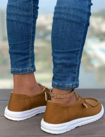 Mocasini SHEIN, maro
