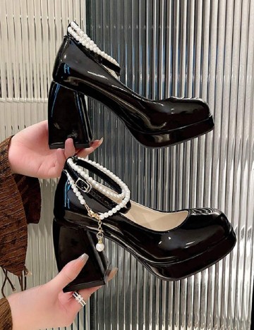 Pantofi SHEIN, negru