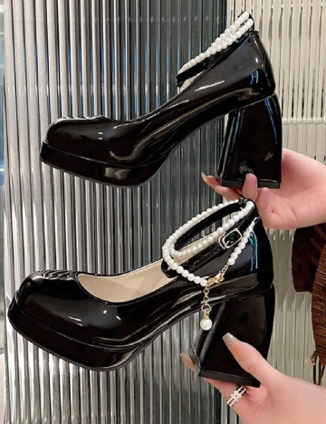 Pantofi SHEIN, negru