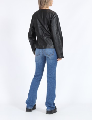 Jacheta Only, negru