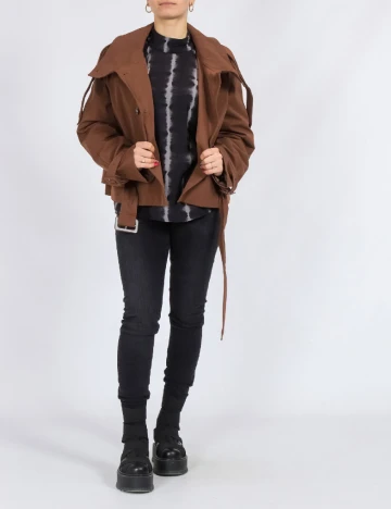 Jacheta Vero Moda, maro
