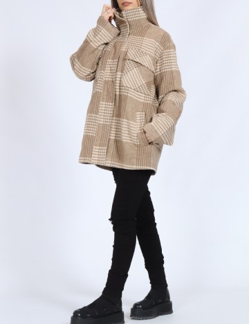 Jacheta Vero Moda, maro