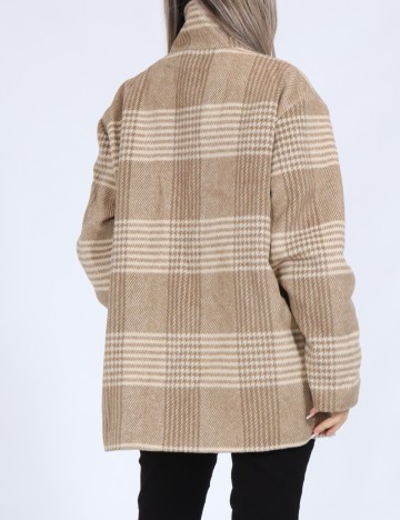 Jacheta Vero Moda, maro
