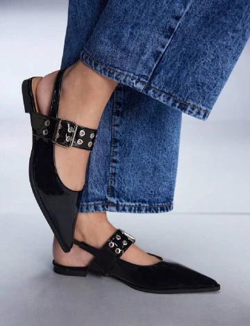 Pantofi SHEIN, negru